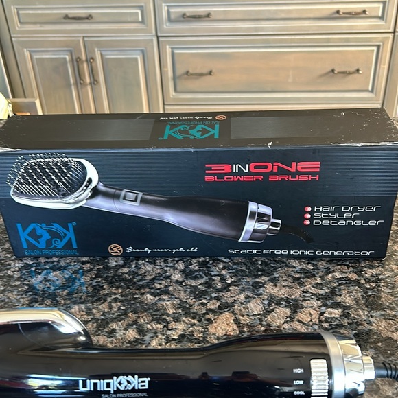 UNIQKKA 3 IN ONE BLOWER BRUSH NWT - Picture 5 of 8